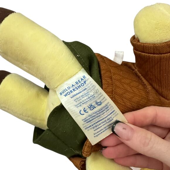 Build A Bear Animal Crossing New Horizons Isabelle Plush Toy 18" Winter Outfit - Picture 6 of 7